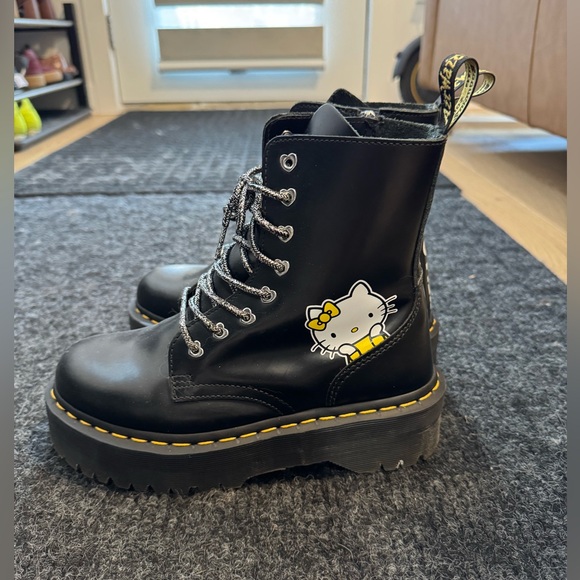 Dr. Martens Hello Kitty Jadon Leather Boots - Picture 9 of 14